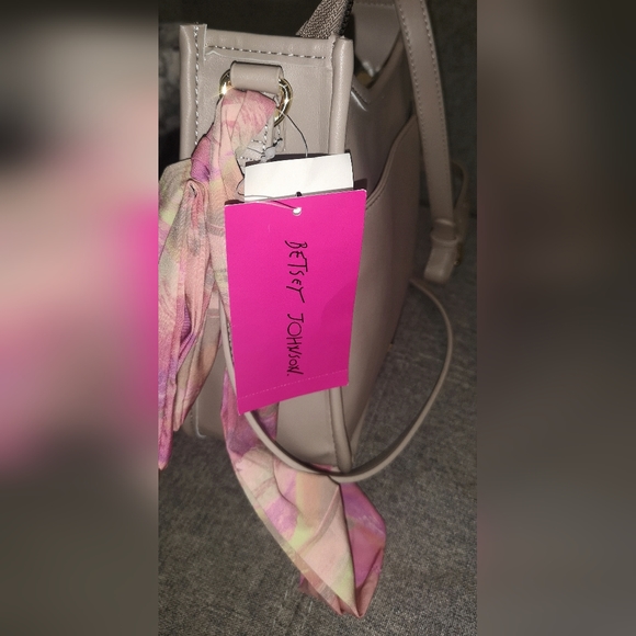 Betsey Johnson crossbody purse - Picture 7 of 9
